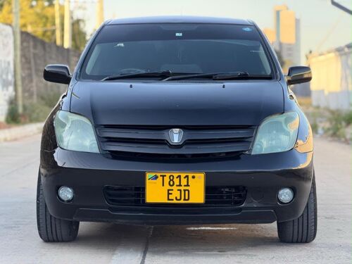 Toyota ist Nzuri 