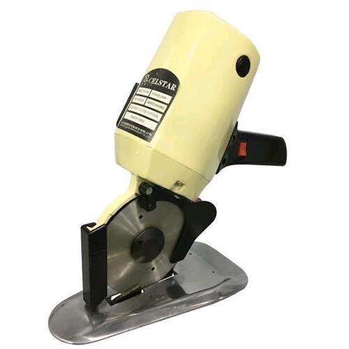 Cloth cutting machine