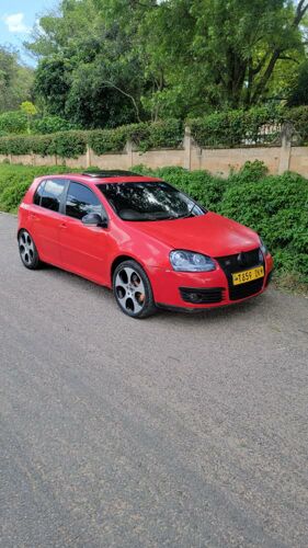 Volkswagen Golf 7.8mil