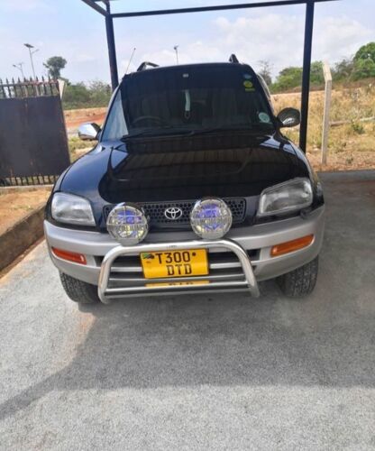 TOYOTA RAV4 INAUZWA 