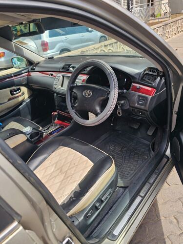 TOYOTA BREVIS 