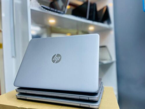 Hp,ram8,,storage 500GB/SSD256G
