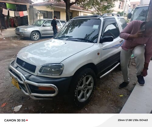 NAUZA TOYOTA RAV4 OLD MODEL 