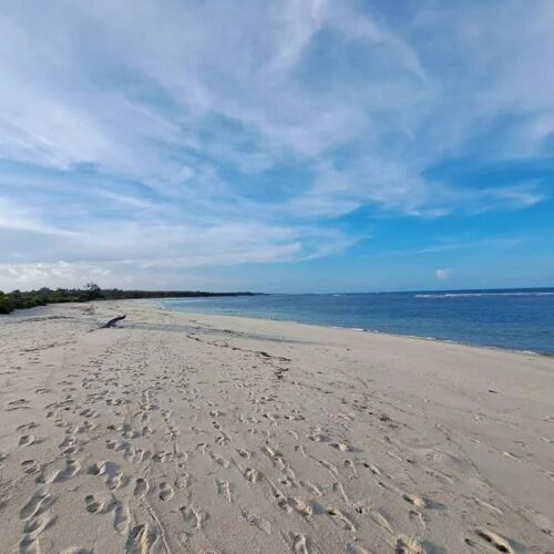 Beach plot for sale at kigambo