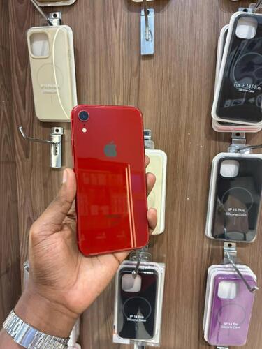 IPHONE XR RED 64GB