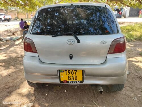 Toyota vitz ipo mwanza