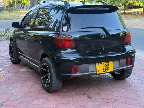 Vitz rs E