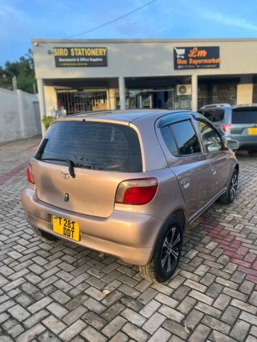 Vitz old model Nzuri Sana 