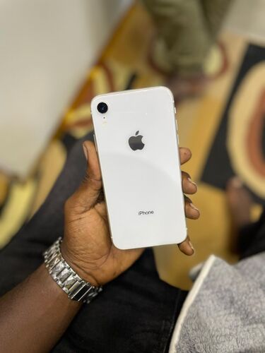 iPhone XR