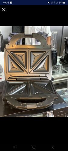 Sandwich maker