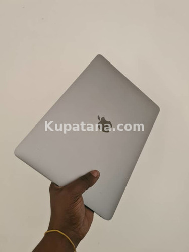 MACBOOK PRO 2020