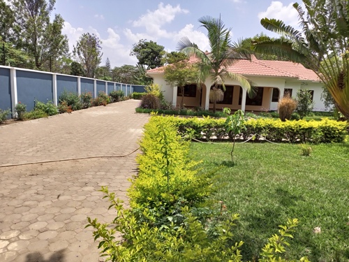House for rent in Matevesi, Arusha near UWC East Africa