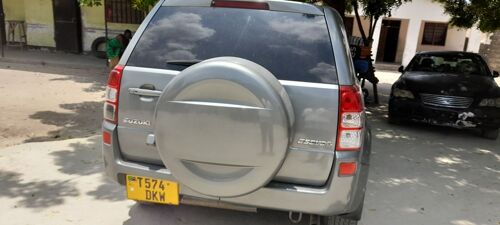 Suzuki Escudo S Kubwa