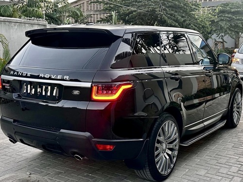 NEW LAND ROVER SPORT