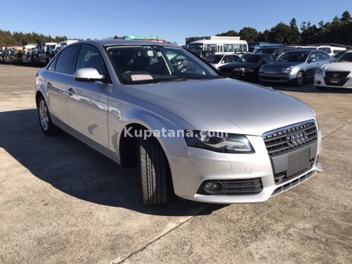 2010 AUDI A4 SEDAN