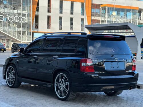 Toyota kluger 