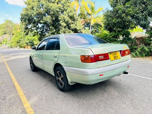 Toyota premio old