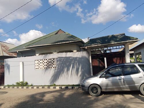 NYUMBA INATUPWA 35 IMESHUKA BE