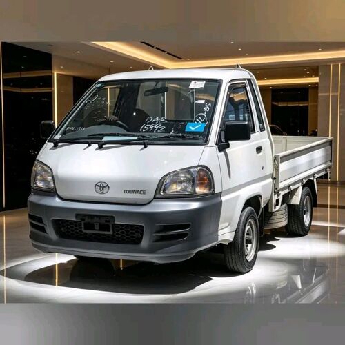 TOWN HIACE NAUZA NEW 