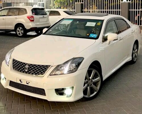 CROWN NAUZA NEW SAFI