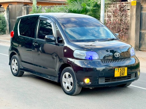 NAUZA TOYOTA PORTE NZURI SANA 