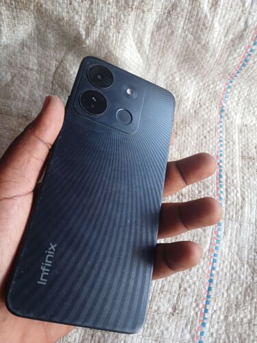 Infinix smart7 HD GB 64 RM4