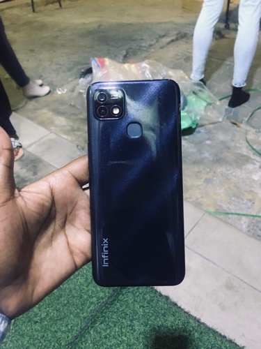Infinix Hot 10i