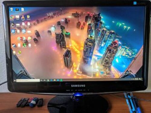 SAMSUNG MONITOR