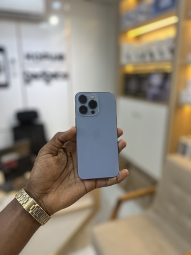 iPhone 13pro gb256