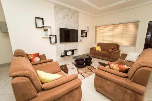 2bedrooms apartments Msasani 