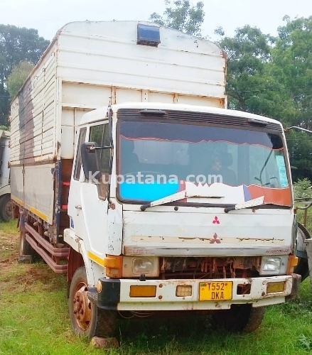 For Sale Fuso maongezi yapo Mil 40 Turbo 15