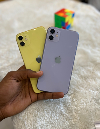iPhone 11 plain 