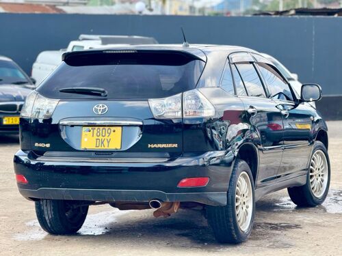 Toyota Harrier DKY