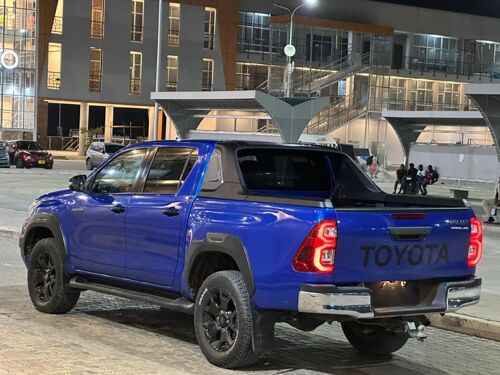 2019 TOYOTA HILUX 