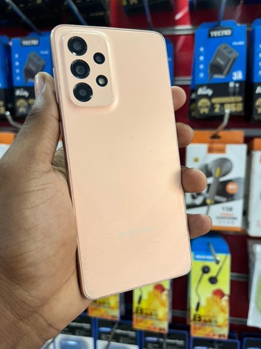Samsung A33