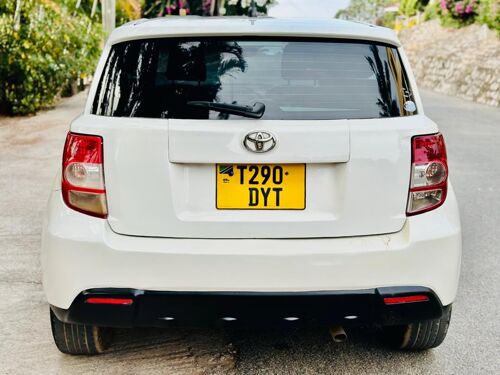 Toyota ist new shep 
