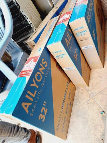 Ailyons Flat Tv Brand New