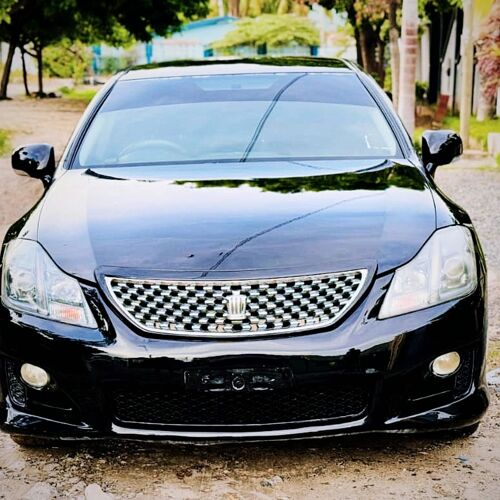 Toyota crown on sale