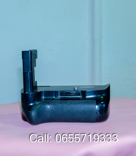 Nikon d5200 battery grip 