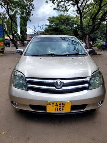 Toyota Ist 