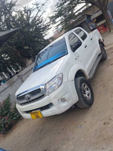 Hilux double cabin Pickup 2kd 