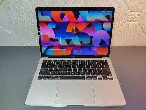 MACBOOK AIR M1 