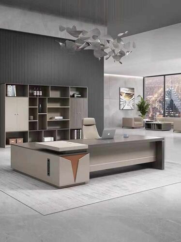 Executive table