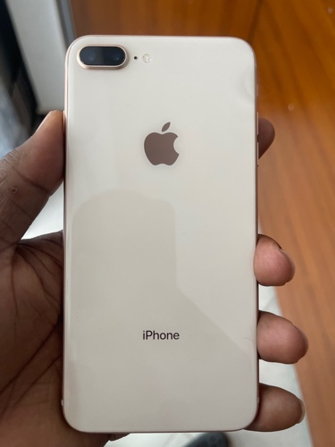 nauza iphone 8plus bado mpya