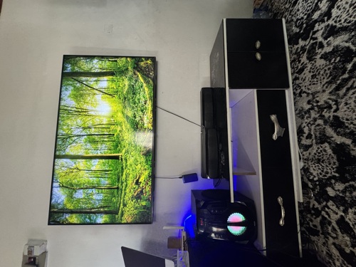 TV SHOWCASE