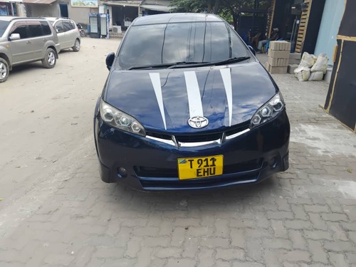 NAUZA TOYOTA WISH