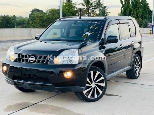 NISSANI XTRAIL NEW MODEL ON SALE