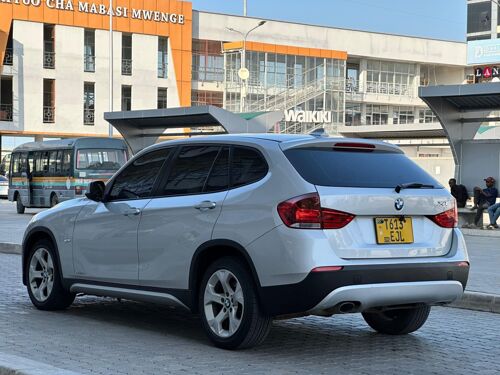 Bmw X1  ejl