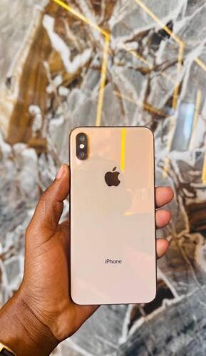 iPhone xs Max