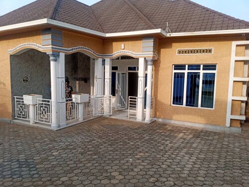 House for rent at bahari Beach